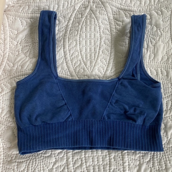 Workout set Square-Neck Bra workout top and leggings - Picture 2 of 11